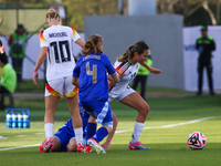 Loreen Bender of Germany and Juana Cangaro of Argentina fight for the ball during the FIFA U-20 Women's World Cup 2024 match between Germany...