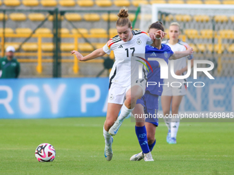 Alara Sehitler of Germany and Margarita Gimenez of Argentina fight for the ball during the FIFA U-20 Women's World Cup 2024 match between Ge...