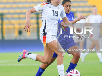 Loreen Bender of Germany and Sofia Dominguez of Argentina fight for the ball during the FIFA U-20 Women's World Cup 2024 match between Germa...