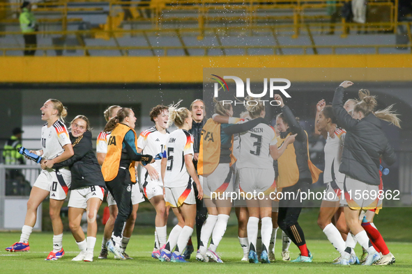 Germany players celebrate victory during the FIFA U-20 Women's World Cup 2024 match between Germany and Argentina at the Techo stadium in Bo...