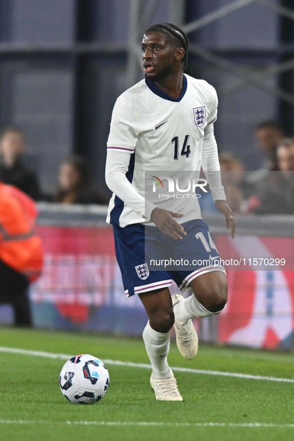 Samuel Lling Junior (14, England) controls the ball during the International Friendly match between England Under 21s and Austria Under 21s...