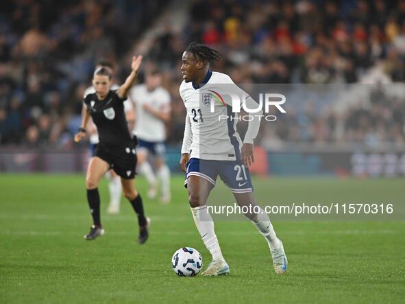 Jamie Bynoe Gittens (21 England) goes forward during the International Friendly match between England Under 21s and Austria Under 21s at Ken...