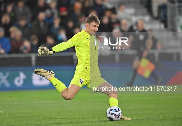 Goalkeeper Nikolas Polster (1 Austria) kicks the ball during the International Friendly match between England Under 21s and Austria Under 21...