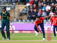 #25, Saqib Mahmoud of England bowls during the Second Vitality T20 International match between England and Australia at Sofia Gardens in Car...