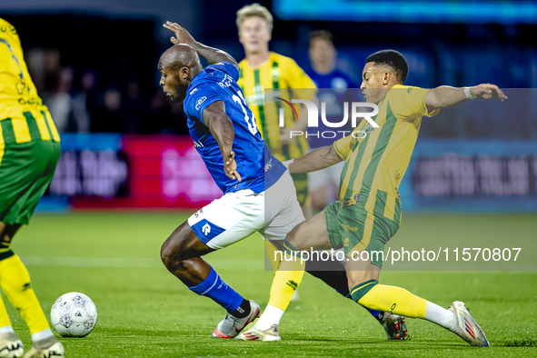 FC Den Bosch player Danzell Gravenberch and ADO Den Haag player Steven van der Sloot during the match between Den Bosch and ADO at De Vliert...