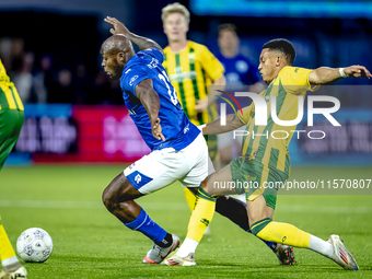 FC Den Bosch player Danzell Gravenberch and ADO Den Haag player Steven van der Sloot during the match between Den Bosch and ADO at De Vliert...