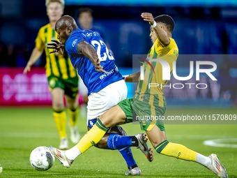 FC Den Bosch player Danzell Gravenberch and ADO Den Haag player Steven van der Sloot during the match between Den Bosch and ADO at De Vliert...