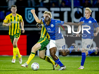 FC Den Bosch player Danzell Gravenberch and ADO Den Haag player Juho Kilo during the match between Den Bosch and ADO at De Vliert for the Ke...