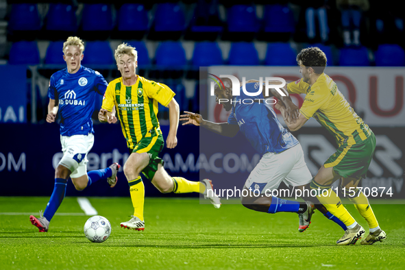 FC Den Bosch player Danzell Gravenberch and ADO Den Haag player Daniel Granli during the match between Den Bosch and ADO at De Vliert for th...