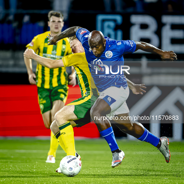 FC Den Bosch player Danzell Gravenberch and ADO Den Haag player Juho Kilo during the match between Den Bosch and ADO at De Vliert for the Ke...