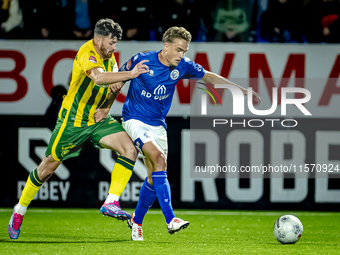 ADO Den Haag player Jordan Lee Bonis and FC Den Bosch player Stan Henderikx during the match between Den Bosch and ADO at De Vliert for the...