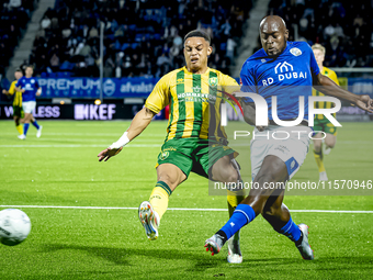 ADO Den Haag player Steven van der Sloot and FC Den Bosch player Danzell Gravenberch during the match Den Bosch vs. ADO at De Vliert for the...