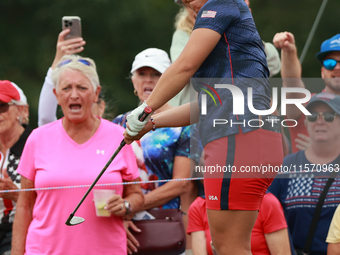 GAINESVILLE, VIRGINIA - SEPTEMBER 13: Megan Khang of the United States chips into the third green during Fourball Matches on Day One of the...