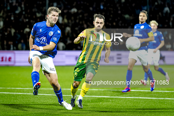 FC Den Bosch player Stan Henderikx plays during the match between Den Bosch and ADO at De Vliert for the Keuken Kampioen Divisie season 2024...