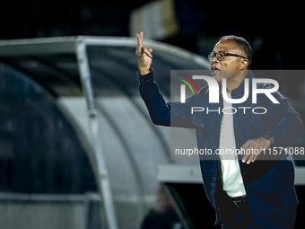 FC Den Bosch trainer David Nascimento is present during the match between Den Bosch and ADO at De Vliert for the Keuken Kampioen Divisie sea...