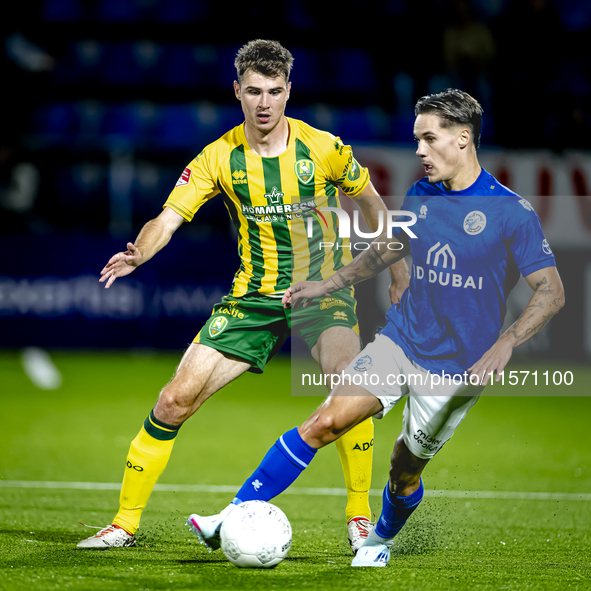 ADO Den Haag player Jari Vlak and FC Den Bosch player Thijs van Leeuwen during the match between Den Bosch and ADO at De Vliert for the Keuk...