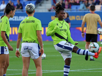 Jacqueline Owusu plays during the match between FC Barcelona Women and Real Sociedad Women, corresponding to week 2 of the Liga F, at the Jo...