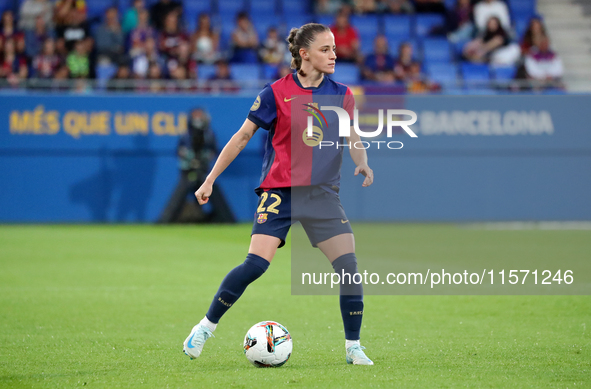 Ona Batlle plays during the match between FC Barcelona Women and Real Sociedad Women, corresponding to week 2 of the Liga F, at the Johan Cr...