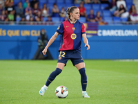 Ona Batlle plays during the match between FC Barcelona Women and Real Sociedad Women, corresponding to week 2 of the Liga F, at the Johan Cr...