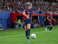 Alexia Putellas plays during the match between FC Barcelona Women and Real Sociedad Women, corresponding to week 2 of the Liga F, at the Joh...