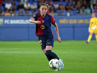 Ona Batlle plays during the match between FC Barcelona Women and Real Sociedad Women, corresponding to week 2 of the Liga F, at the Johan Cr...