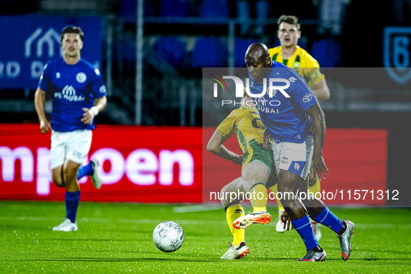 FC Den Bosch player Danzell Gravenberch plays during the match between Den Bosch and ADO at De Vliert for the Keuken Kampioen Divisie season...