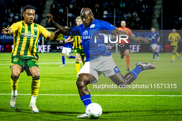 FC Den Bosch player Danzell Gravenberch and ADO Den Haag player Steven van der Sloot during the match between Den Bosch and ADO at De Vliert...