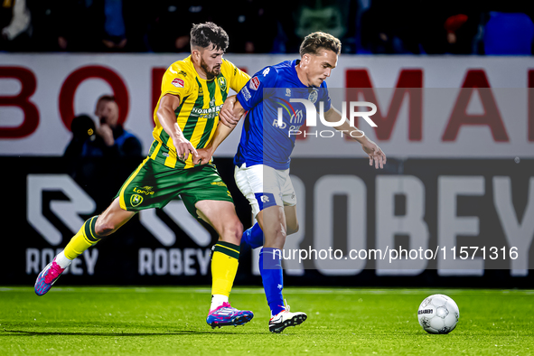 ADO Den Haag player Jordan Lee Bonis and FC Den Bosch player Stan Henderikx during the match between Den Bosch and ADO at De Vliert for the...