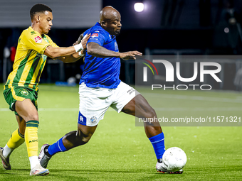 ADO Den Haag player Steven van der Sloot and FC Den Bosch player Danzell Gravenberch during the match Den Bosch vs. ADO at De Vliert for the...