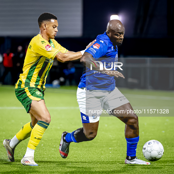 ADO Den Haag player Steven van der Sloot and FC Den Bosch player Danzell Gravenberch during the match Den Bosch vs. ADO at De Vliert for the...