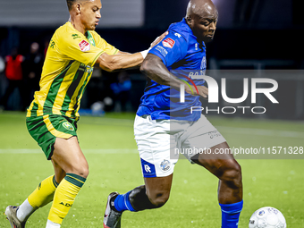 ADO Den Haag player Steven van der Sloot and FC Den Bosch player Danzell Gravenberch during the match Den Bosch vs. ADO at De Vliert for the...