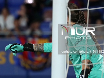 Elena Lete plays during the match between FC Barcelona Women and Real Sociedad Women, corresponding to week 2 of the Liga F, at the Johan Cr...