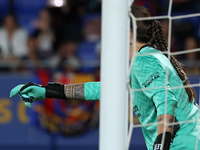 Elena Lete plays during the match between FC Barcelona Women and Real Sociedad Women, corresponding to week 2 of the Liga F, at the Johan Cr...