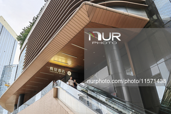 People visit TSUTAYA BOOKS in Xi'an, China, on September 13, 2024. On September 9, Xi'an TSUTAYA BOOKS issues a notice of closure and will c...