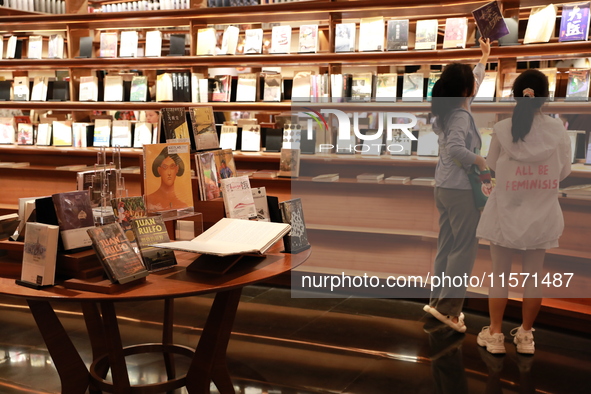 People visit TSUTAYA BOOKS in Xi'an, China, on September 13, 2024. On September 9, Xi'an TSUTAYA BOOKS issues a notice of closure and will c...