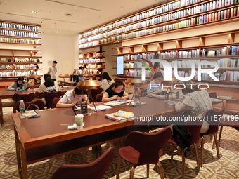 People visit TSUTAYA BOOKS in Xi'an, China, on September 13, 2024. On September 9, Xi'an TSUTAYA BOOKS issues a notice of closure and will c...