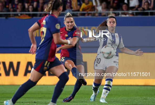 Fridolina Rolfo plays during the match between FC Barcelona Women and Real Sociedad Women, corresponding to week 2 of the Liga F, at the Joh...