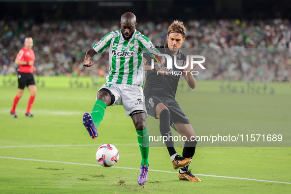 Youssouf Sabaly of Real Betis controls the ball during the La Liga EA Sports match between Real Betis and CD Leganes at Benito Villamarin in...