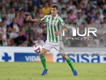 Diego Llorente of Real Betis controls the ball during the La Liga EA Sports match between Real Betis and CD Leganes at Benito Villamarin in...