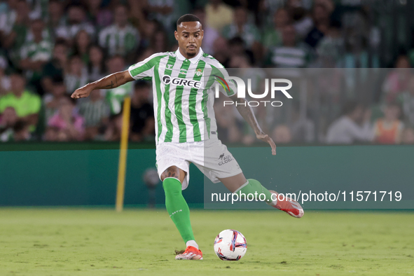 Natan Bernardo de Souza of Real Betis passes the ball during the La Liga EA Sports match between Real Betis and CD Leganes at Benito Villama...