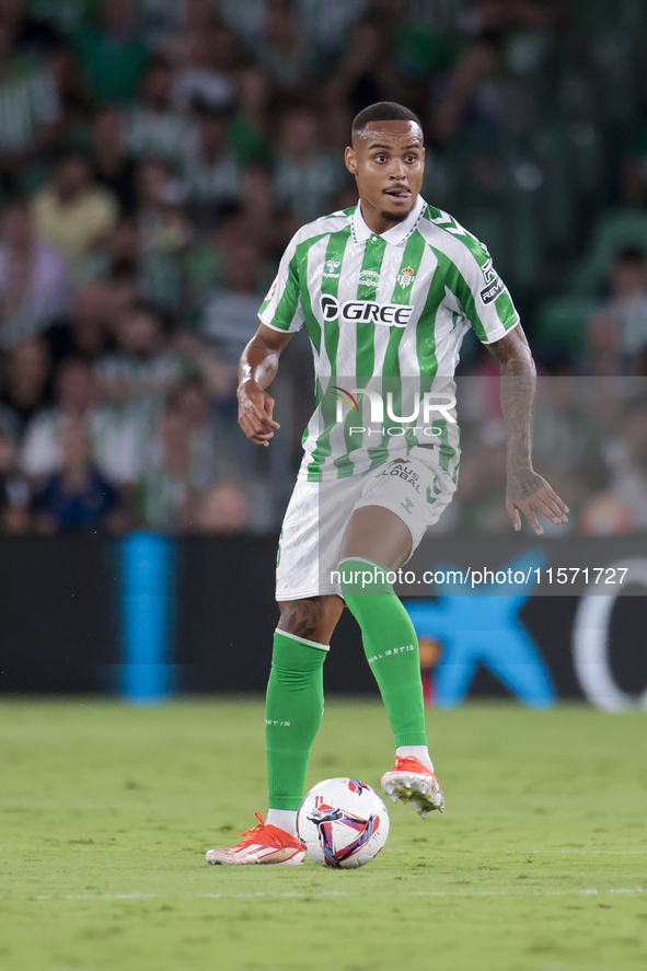 Natan Bernardo de Souza of Real Betis controls the ball during the La Liga EA Sports match between Real Betis and CD Leganes at Benito Villa...