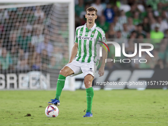 Diego Llorente of Real Betis controls the ball during the La Liga EA Sports match between Real Betis and CD Leganes at Benito Villamarin in...