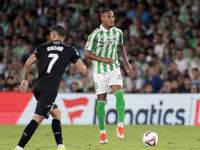 Natan Bernardo de Souza of Real Betis controls the ball during the La Liga EA Sports match between Real Betis and CD Leganes at Benito Villa...