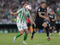 Pablo Fornals of Real Betis controls the ball during the La Liga EA Sports match between Real Betis and CD Leganes at Benito Villamarin in S...