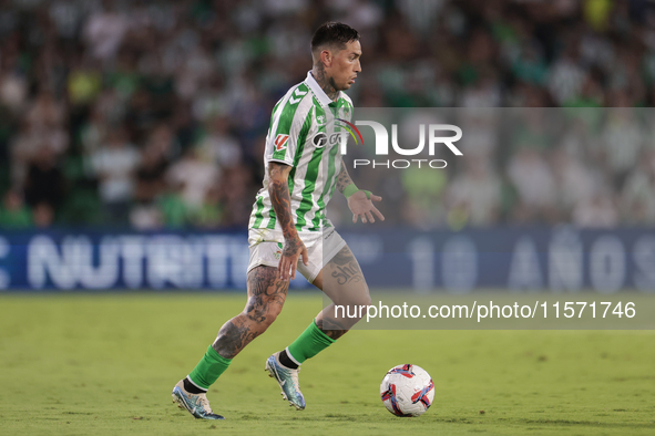 Chimy Avila of Real Betis runs with the ball during the La Liga EA Sports match between Real Betis and CD Leganes at Benito Villamarin in Se...