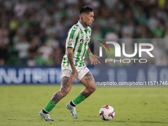 Chimy Avila of Real Betis runs with the ball during the La Liga EA Sports match between Real Betis and CD Leganes at Benito Villamarin in Se...