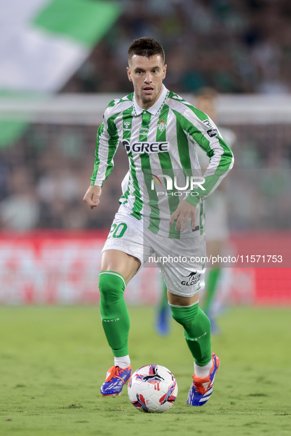 Giovani Lo Celso of Real Betis runs with the ball during the La Liga EA Sports match between Real Betis and CD Leganes at Benito Villamarin...