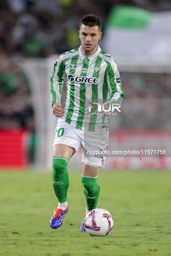 Giovani Lo Celso of Real Betis runs with the ball during the La Liga EA Sports match between Real Betis and CD Leganes at Benito Villamarin...