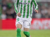 Giovani Lo Celso of Real Betis runs with the ball during the La Liga EA Sports match between Real Betis and CD Leganes at Benito Villamarin...