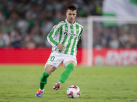 Giovani Lo Celso of Real Betis controls the ball during the La Liga EA Sports match between Real Betis and CD Leganes at Benito Villamarin i...